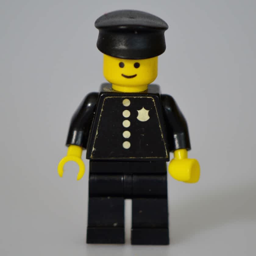 Lego cop